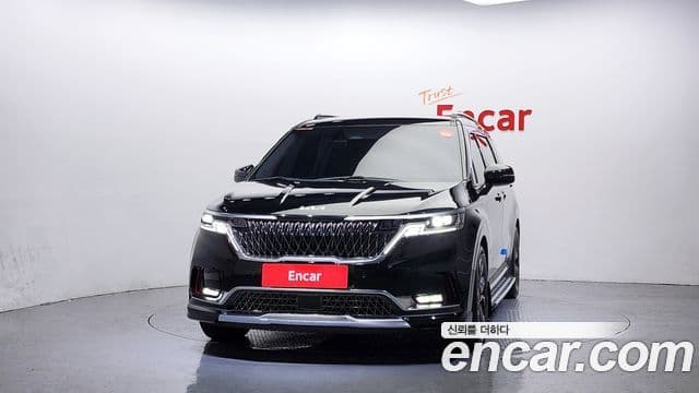 Kia Carnival 2020 — ფოტო 2/20