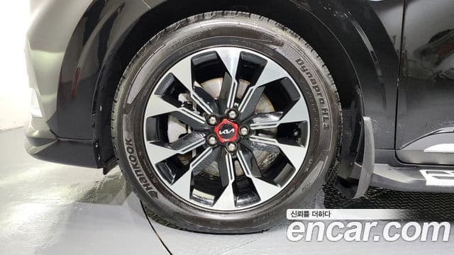 Kia Carnival 2020 — ფოტო 4/20
