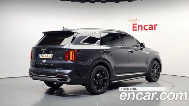 Kia Sorento 2022 — ფოტო 2/20