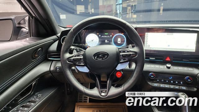 Hyundai The New Avante Hybrid 2022 — ფოტო 9/20