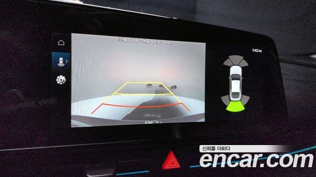 Hyundai The New Avante Hybrid 2022 — ფოტო 6/20