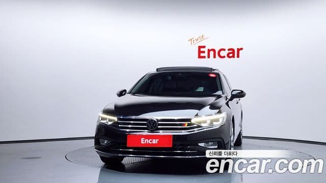Volkswagen Passat GT 2022 — Şəkil 3/20