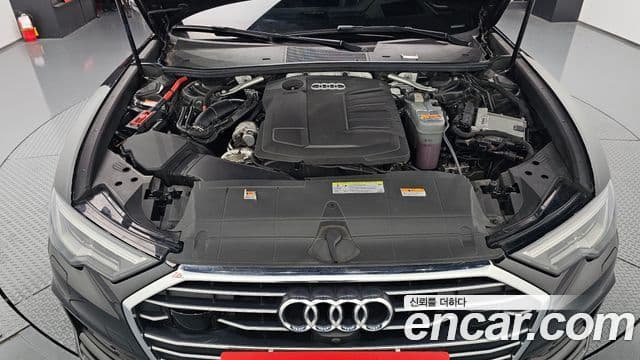 Audi A6 2021 — ფოტო 6/20