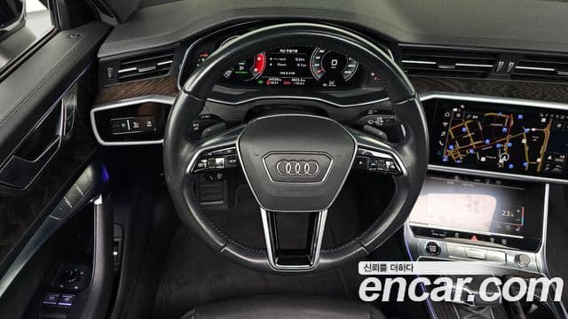 Audi A6 2021 — ფოტო 13/20