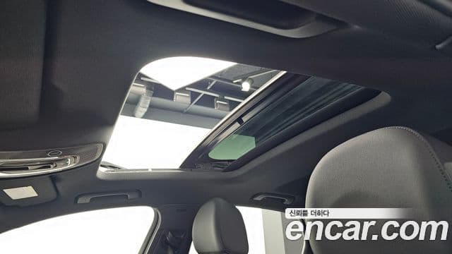 Audi A6 2021 — ფოტო 16/20