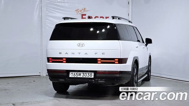 Hyundai Santa Fe 2023 — Photo 16/20
