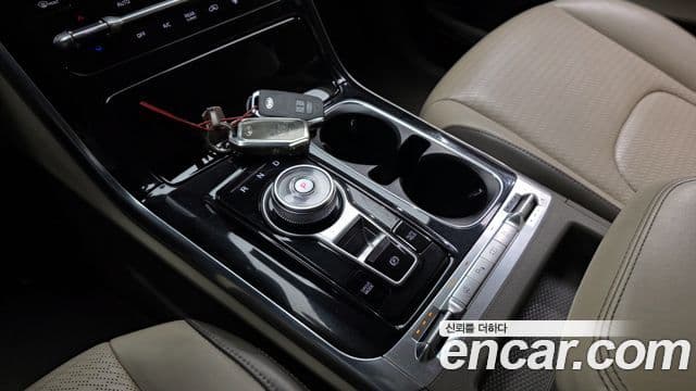 Kia Carnival 2020 — Şəkil 9/20