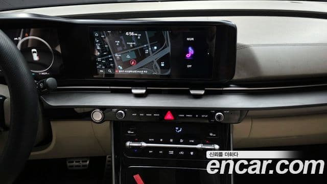 Kia Carnival 2020 — Şəkil 14/20