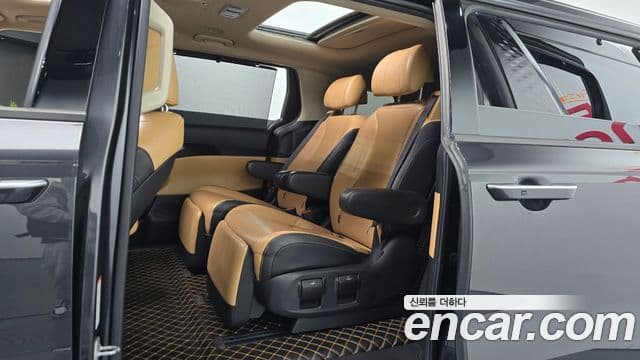 Kia Carnival 2021 — Şəkil 12/20