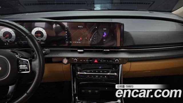 Kia Carnival 2021 — Şəkil 15/20