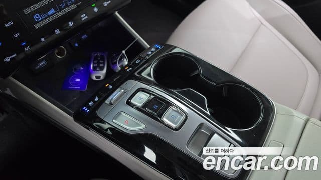 Hyundai Tucson Hybrid 2021 — Photo 12/20