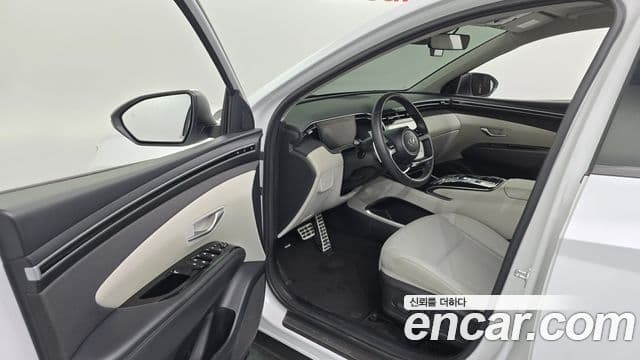 Hyundai Tucson Hybrid 2021 — Photo 15/20