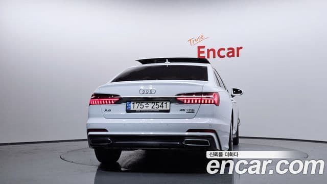 Audi A6 2021 — ფოტო 4/20