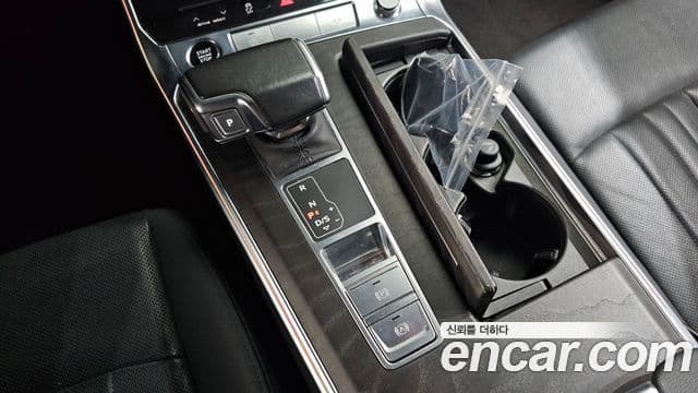 Audi A6 2021 — ფოტო 9/20