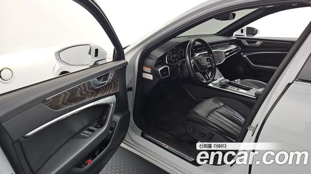 Audi A6 2021 — ფოტო 10/20