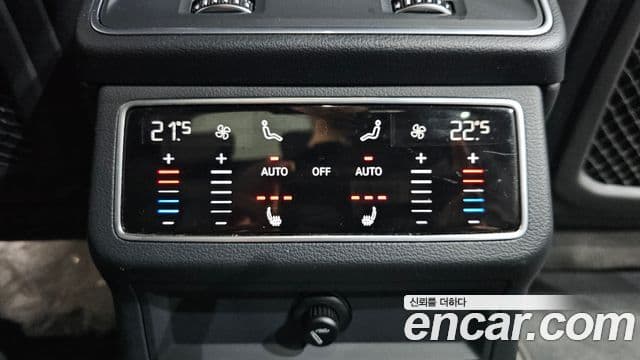 Audi A6 2021 — ფოტო 18/20