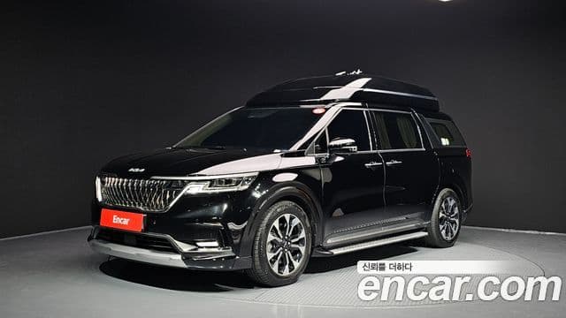 Kia Carnival 2022 — Фото 1/20