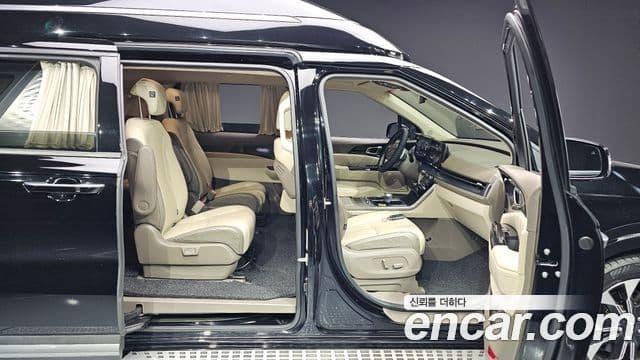 Kia Carnival 2022 — Фото 11/20
