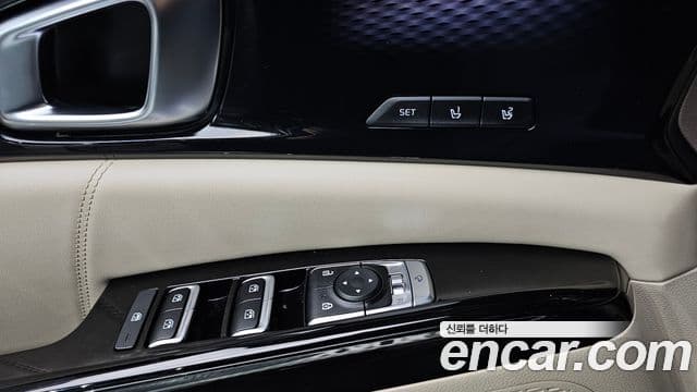 Kia Carnival 2022 — Фото 12/20