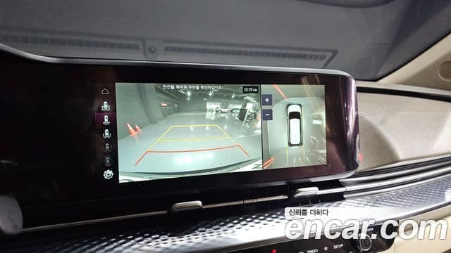 Kia Carnival 2022 — Фото 15/20