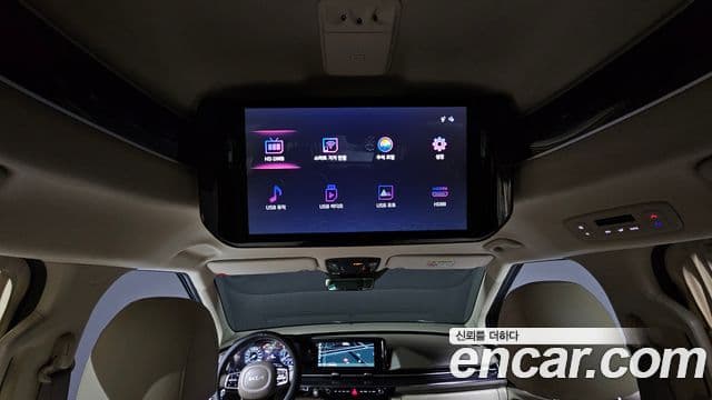 Kia Carnival 2022 — Фото 18/20