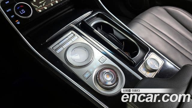 Genesis GV80 2022 — ფოტო 7/20