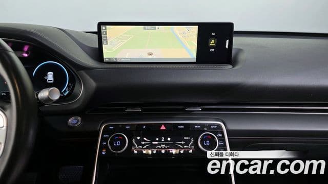 Genesis GV80 2022 — ფოტო 14/20
