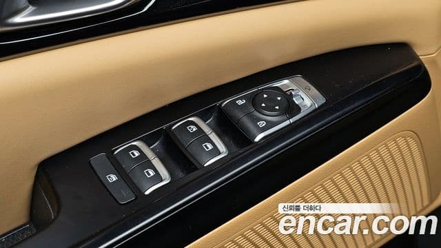 Kia Carnival 2021 — Şəkil 19/20