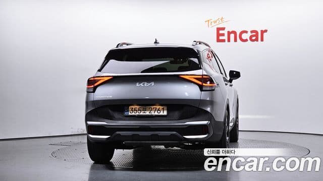 Kia Sportage 2021 — ფოტო 4/20