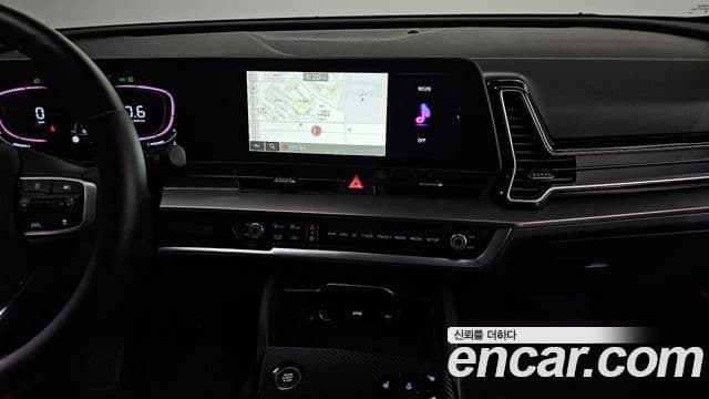 Kia Sportage 2021 — ფოტო 15/20