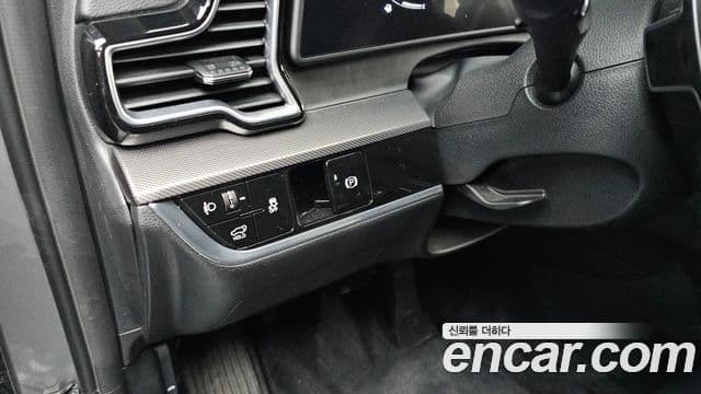 Kia Sportage 2021 — ფოტო 16/20