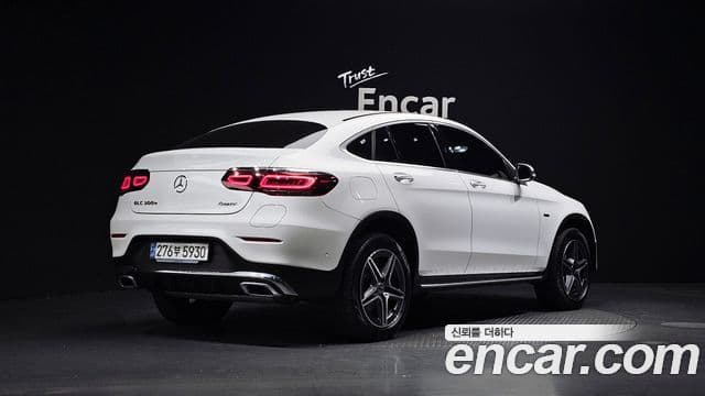 Mercedes-Benz GLC-Class 2021 — ფოტო 2/20