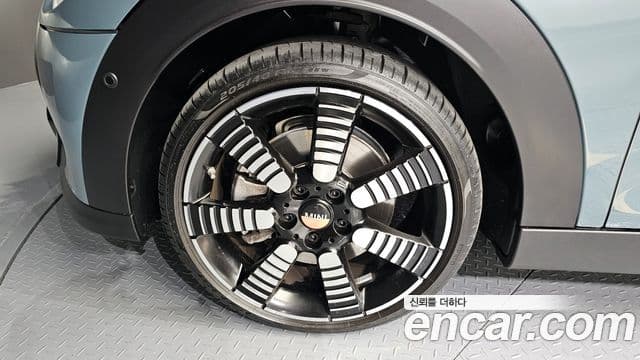 Mini Cooper S 2023 — фото 5 из 20