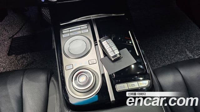 Genesis G80 2020 — Photo 14/20