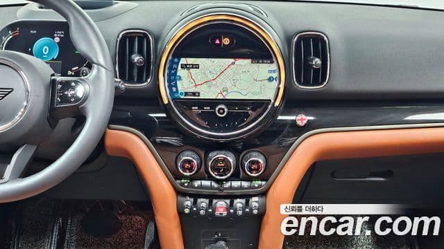 Mini Cooper S Countryman 2021 — ფოტო 19/20