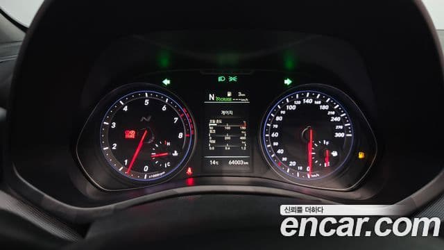 Hyundai Veloster 2019 — Şəkil 8/20