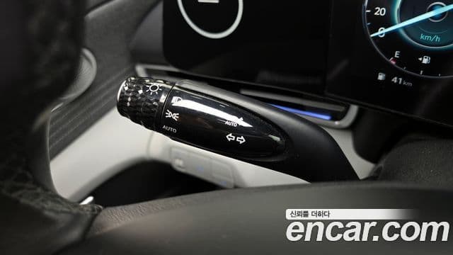 Hyundai The New Avante Hybrid 2021 — ფოტო 1/20