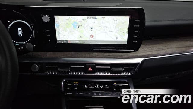 Kia K5 2023 — Şəkil 14/20