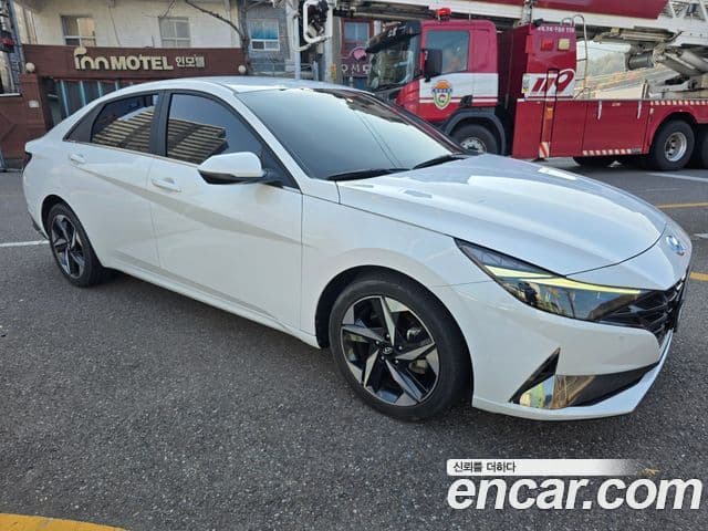 Hyundai Avante 2021 — ფოტო 2/20