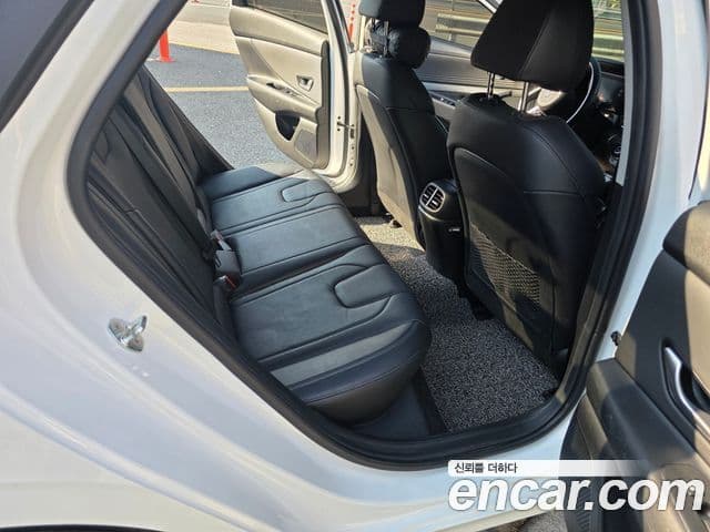Hyundai Avante 2021 — ფოტო 10/20