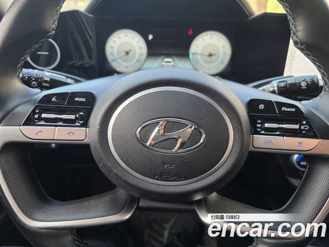 Hyundai Avante 2021 — ფოტო 16/20