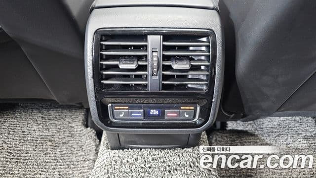 Volkswagen Passat GT 2021 — ფოტო 17/20