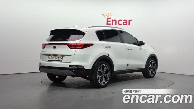 Kia Sportage The Bold 2018 — Şəkil 17/20