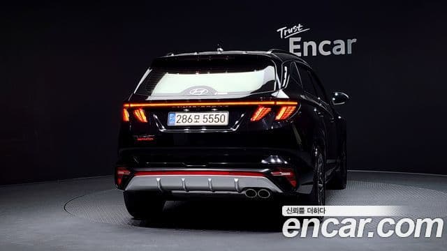 Hyundai Tucson Hybrid 2022 — ფოტო 8/20