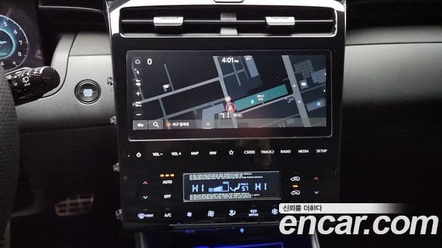Hyundai Tucson Hybrid 2022 — ფოტო 6/20