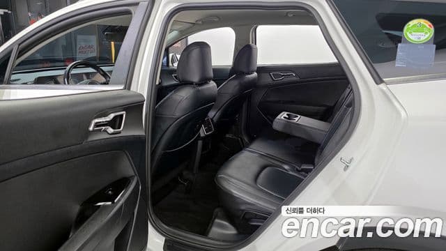 Kia Sportage 2022 — Şəkil 11/20