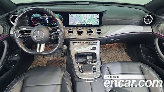 Mercedes-Benz E-Class 2021 — Фото 7/20