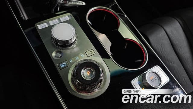 Genesis GV80 2024 — Photo 13/20