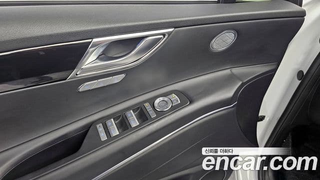 Genesis GV80 2024 — Photo 7/20