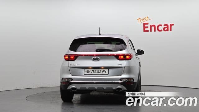 Kia Sportage The Bold 2020 — ფოტო 6/20